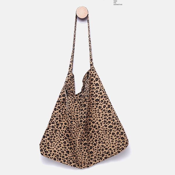 brand new 2021 casual tote leopard soft cloth bag women paisley pattern printing crossbody shoulder bag oxyw
brand new 2021 casual tote leopard soft cloth bag women paisley pattern printing crossbody shoulder bag oxyw