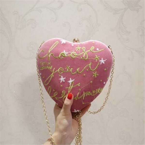 evening bags 2021 women heart shaped clutch wedding dinner embroidery purse with chain drop mn1330
evening bags 2021 women heart shaped clutch wedding dinner embroidery purse with chain drop mn1330