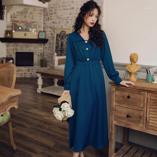 casual dresses spring autumn retro dress high waist women french bellflower long sleeve plus size black, Black;gray
casual dresses spring autumn retro dress high waist women french bellflower long sleeve plus size black, Black;gray