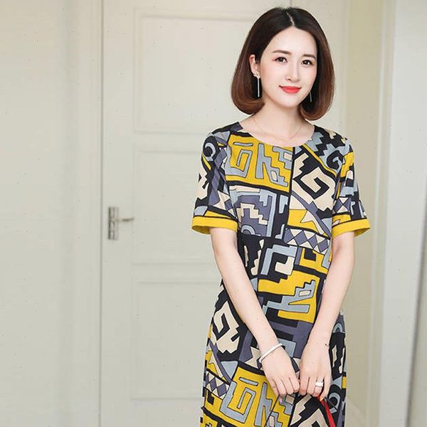 plus size casual dress women summer short sleeve o neck midi office dress female vintage print loose elegent dresses b, Black;gray
plus size casual dress women summer short sleeve o neck midi office dress female vintage print loose elegent dresses b, Black;gray
