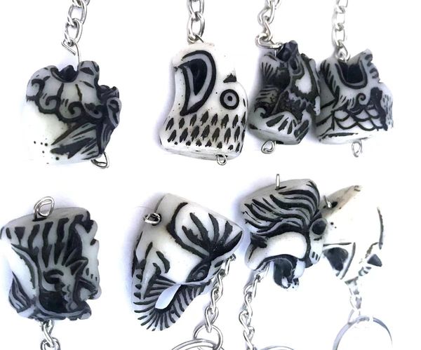 12 pcs key chain simulated-bone carving mixed totem dragon tiger elephant hawk chains biker car cool keyrings gift, Slivery;golden
12 pcs key chain simulated-bone carving mixed totem dragon tiger elephant hawk chains biker car cool keyrings gift, Slivery;golden