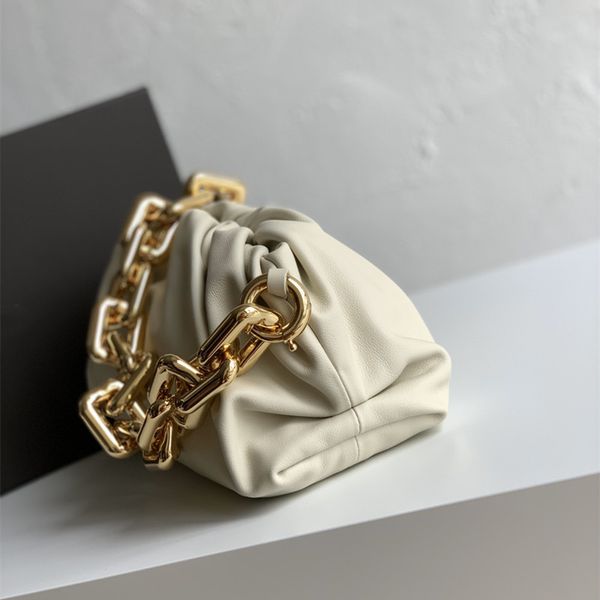 chain cloud pack soft package type high profile and a sense of modernity 620230 graceful bag mini bag the joker combination of high-profile, Black
chain cloud pack soft package type high profile and a sense of modernity 620230 graceful bag mini bag the joker combination of high-profile, Black