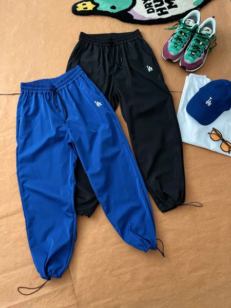 2021 spring and summer korean style embroidered trousers with ankle-length trousers are the same style for men and women. basic la lette, White;black
2021 spring and summer korean style embroidered trousers with ankle-length trousers are the same style for men and women. basic la lette, White;black