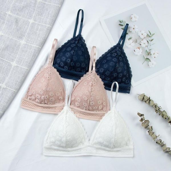 floral lace bra for women push up female lingerie breathable bralette removable pad thin fashion new wireless bras, Red;black
floral lace bra for women push up female lingerie breathable bralette removable pad thin fashion new wireless bras, Red;black