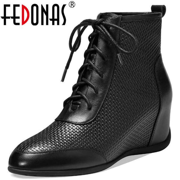 fashion chlsea boots for girls height increasing genuine leather heeled ankle women party basic 210528, Black
fashion chlsea boots for girls height increasing genuine leather heeled ankle women party basic 210528, Black