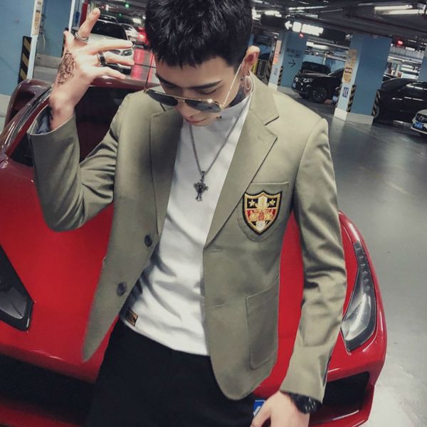 2021 casual spring blazer suit man fitting dj stage club work embroidered men's jacket fany, White;black
2021 casual spring blazer suit man fitting dj stage club work embroidered men's jacket fany, White;black