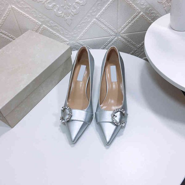 sandals women designer luxury rhinestone buckle high heels with box pointed shallow mouth thin heeled sandals dress shoes 220315, Black
sandals women designer luxury rhinestone buckle high heels with box pointed shallow mouth thin heeled sandals dress shoes 220315, Black