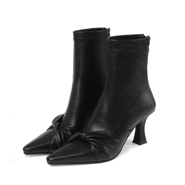 dress shoes women's ankle elastic boots with fabric, thin beak, women's shoes zipper 412a, Black
dress shoes women's ankle elastic boots with fabric, thin beak, women's shoes zipper 412a, Black