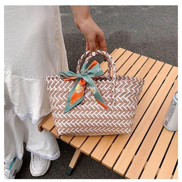 evening bags woven bag handmade casual vegetable basket women 2021 simple retro shopping tote
evening bags woven bag handmade casual vegetable basket women 2021 simple retro shopping tote