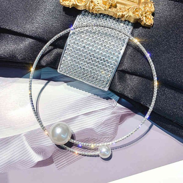 diamond size pearl open collar women's japanese and korean net red short necklace personality choker neck with clavicle chain women, Silver
diamond size pearl open collar women's japanese and korean net red short necklace personality choker neck with clavicle chain women, Silver