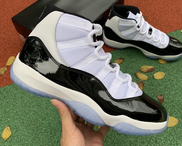 11 jumpman high basketball shoes white black concord real carbon fiber 11s trainer sports stylist fashion sneakers come with box
11 jumpman high basketball shoes white black concord real carbon fiber 11s trainer sports stylist fashion sneakers come with box