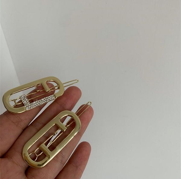 2021 korean retro letters hair clips & barrettes simple diamond-studded personality gold side big-name headdress female high-quality fast de, Golden;silver
2021 korean retro letters hair clips & barrettes simple diamond-studded personality gold side big-name headdress female high-quality fast de, Golden;silver
