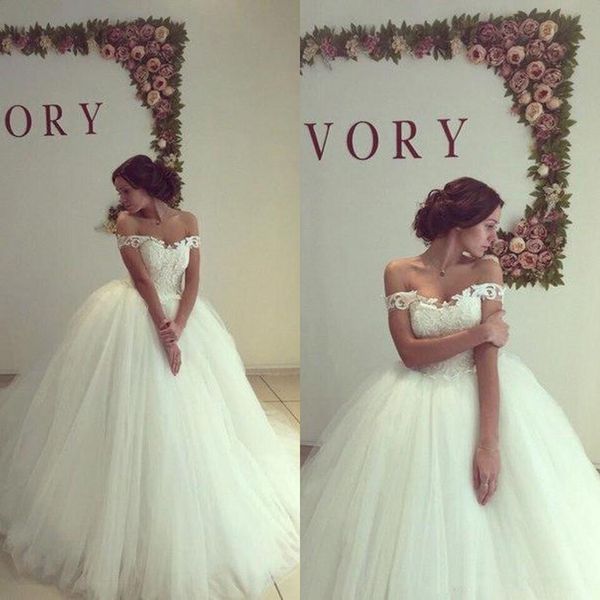 custom made vintage ball gown lace wedding dresses 2021 with appliques court train lace up back tulle bridal gowns vestidos de novia, White
custom made vintage ball gown lace wedding dresses 2021 with appliques court train lace up back tulle bridal gowns vestidos de novia, White