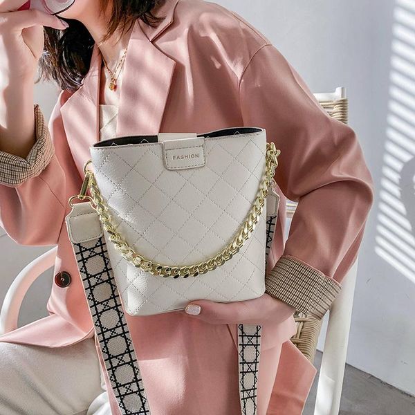 evening bags women's casual large capacity travel bag fashion stone pattern bucket shoulder ladies handbag female diagonal
evening bags women's casual large capacity travel bag fashion stone pattern bucket shoulder ladies handbag female diagonal