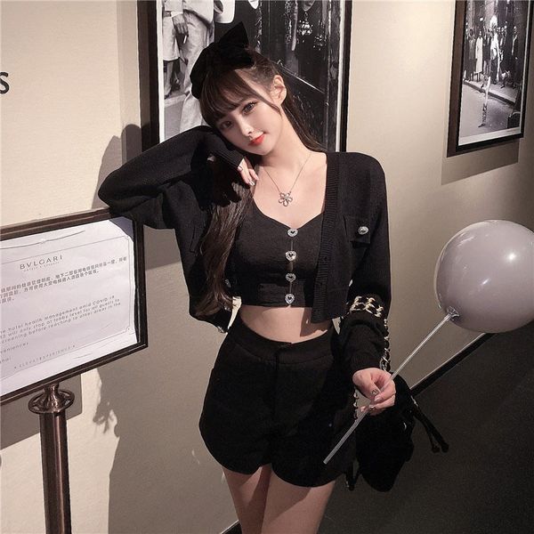 2021 new fashion with low-v low-fat fresh exterior wear casual short female sweater only breasted cardigan mesh women awfy, White;black
2021 new fashion with low-v low-fat fresh exterior wear casual short female sweater only breasted cardigan mesh women awfy, White;black