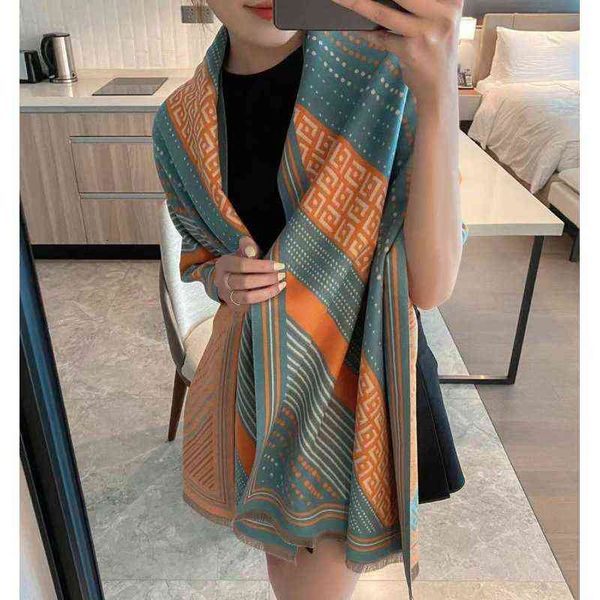 scarves 2022 autumn winter women's letter shawl geometric stripe color matching scarf elegant jacquard bib, Blue;gray
scarves 2022 autumn winter women's letter shawl geometric stripe color matching scarf elegant jacquard bib, Blue;gray