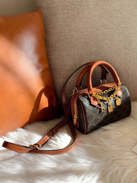 outlet over shoulder hand cross women's one leather triumphal mini flower boston triumphal arch pillow bag yw yw luxurys designers bag
outlet over shoulder hand cross women's one leather triumphal mini flower boston triumphal arch pillow bag yw yw luxurys designers bag