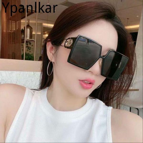 2021 oversized square sunglasses women fashion colorful clear lens sun glasses vintage men gafas glasses, White;black
2021 oversized square sunglasses women fashion colorful clear lens sun glasses vintage men gafas glasses, White;black