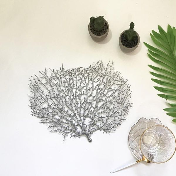 table runner round insulation mats pads plastic placemat non-slip coffee tea place kitchen decoration*
table runner round insulation mats pads plastic placemat non-slip coffee tea place kitchen decoration*