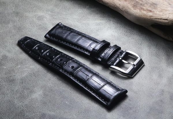 watch bands 20 21 22mm handmade crocodile skin strap high-end genuine leather watchbands alligator black brown man universal belt wristband 
watch bands 20 21 22mm handmade crocodile skin strap high-end genuine leather watchbands alligator black brown man universal belt wristband
