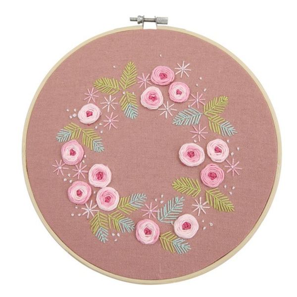 handmade embroidery diy material package european three-dimensional embroidery flower making adult
handmade embroidery diy material package european three-dimensional embroidery flower making adult