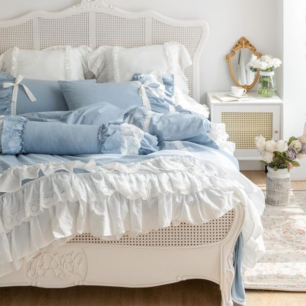 bedding sets romantic elegant princess blue set,full king french ruffles lace home textile bed sheet pillow case suvet cover
bedding sets romantic elegant princess blue set,full king french ruffles lace home textile bed sheet pillow case suvet cover