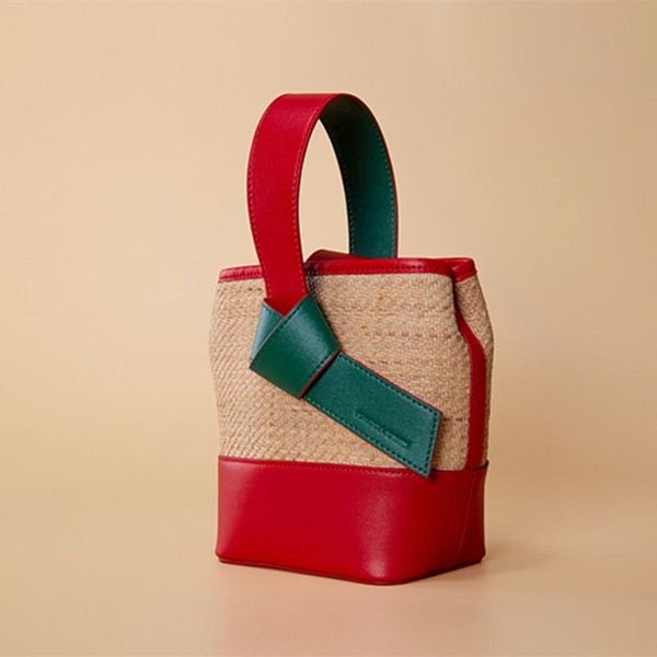 evening bags the fashion hit color woven handbag all-match genuine leather messenger shoulder bag sac luxe
evening bags the fashion hit color woven handbag all-match genuine leather messenger shoulder bag sac luxe