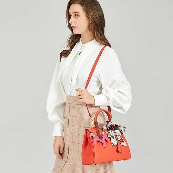 designer luxury bag design hand large litchi pattern portable shoulder capacity engagement red wedding bridal xwlz1m2 women's leather h, Red;black
designer luxury bag design hand large litchi pattern portable shoulder capacity engagement red wedding bridal xwlz1m2 women's leather h, Red;black