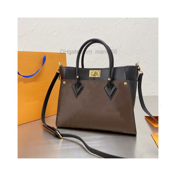 large capacity package shopping women handbags lady tote bag fashion letter genuine leather shoulder bag removable adjustable strap hand bag
large capacity package shopping women handbags lady tote bag fashion letter genuine leather shoulder bag removable adjustable strap hand bag