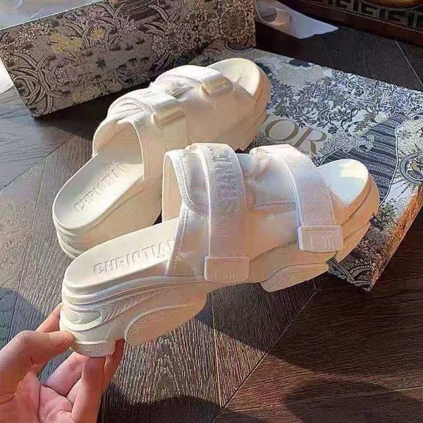 wholesale 2021 summer roman slippers baby's same thick soled father and sandals for women luxurysss designersss shoes yw, Black
wholesale 2021 summer roman slippers baby's same thick soled father and sandals for women luxurysss designersss shoes yw, Black