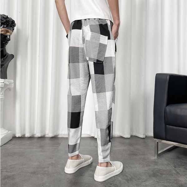 2021 spring and summer plaid men's slim fashion drawstring casual men streetwear hip hop harem pants mens trousers 44p8, Black
2021 spring and summer plaid men's slim fashion drawstring casual men streetwear hip hop harem pants mens trousers 44p8, Black
