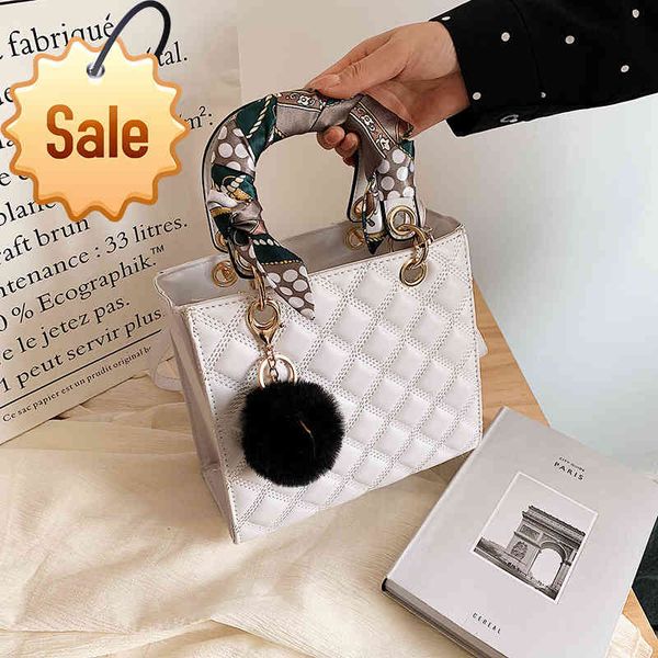 dai fei bag mini handbag 2021 new korean lingge mini scarf wool ball small bag single shoulder messenger bag
dai fei bag mini handbag 2021 new korean lingge mini scarf wool ball small bag single shoulder messenger bag