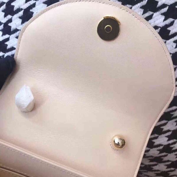 7a+fashion 2021 new style women bags calf modern and lovely concise and easy interior slot pocket genuine leather plain perfectly fine1th
7a+fashion 2021 new style women bags calf modern and lovely concise and easy interior slot pocket genuine leather plain perfectly fine1th