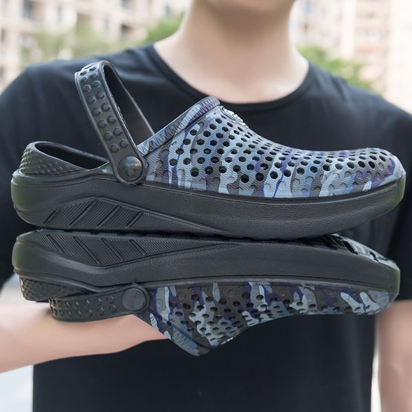2020 new summer hollow slippers beach sandals outdoor antislip men jelly lightened casual shoes fashion, Black
2020 new summer hollow slippers beach sandals outdoor antislip men jelly lightened casual shoes fashion, Black