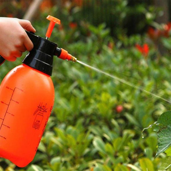 2l garden sprayer nozzle pump type sprayer device sprinkler plant manual watering flowers can home cleaning misting garden tools
2l garden sprayer nozzle pump type sprayer device sprinkler plant manual watering flowers can home cleaning misting garden tools