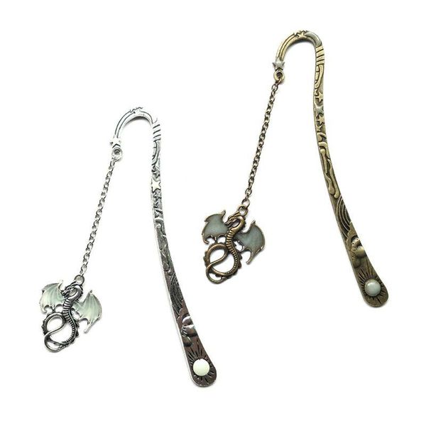 bookmark vintage metal pterosaur pendant handsome beautiful hairpin sun and moon stars grain double color optional
bookmark vintage metal pterosaur pendant handsome beautiful hairpin sun and moon stars grain double color optional