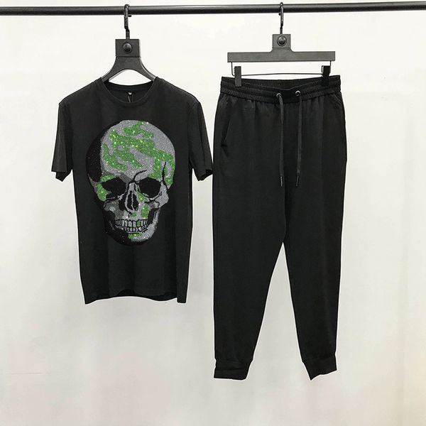 men's tracksuits male skull t-shirt image diamond training sets short leeve mark around the neck fashion luxury jogging summer gsra, Gray
men's tracksuits male skull t-shirt image diamond training sets short leeve mark around the neck fashion luxury jogging summer gsra, Gray