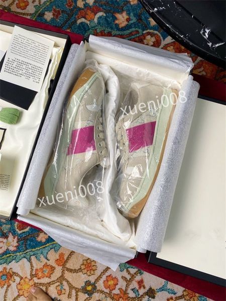2021 fashion red bottom casual shoes studded spikes mens womens solid color real leather elk skin trainers outdoor party summer spring sneak, Red;white
2021 fashion red bottom casual shoes studded spikes mens womens solid color real leather elk skin trainers outdoor party summer spring sneak, Red;white