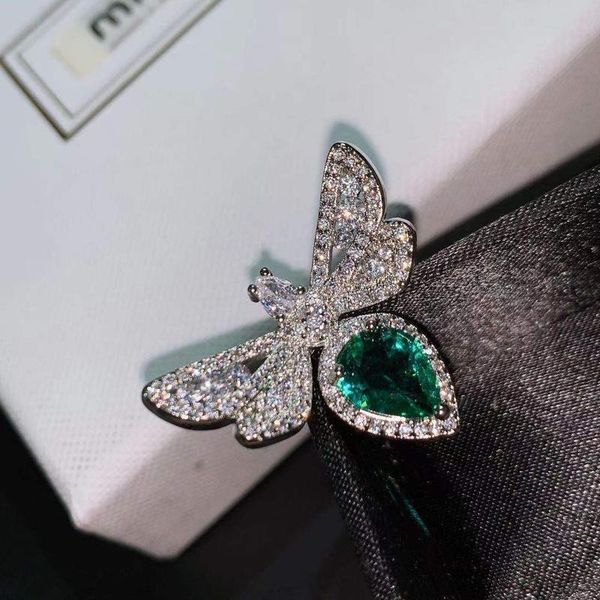 wedding rings luxury cute honeybee inlay water drop green zircon europe america style fashion jewelry for women high grade party, Slivery;golden
wedding rings luxury cute honeybee inlay water drop green zircon europe america style fashion jewelry for women high grade party, Slivery;golden