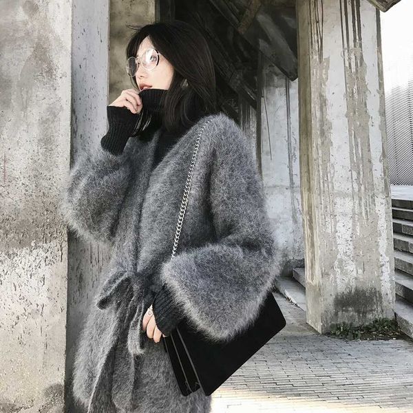 100% genuine mink cashmere sweater women cardigan with belt knitted big lantern sleeve jn566 200929, White;black
100% genuine mink cashmere sweater women cardigan with belt knitted big lantern sleeve jn566 200929, White;black
