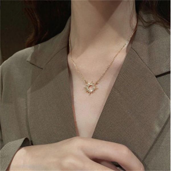 chains shiny zircon sun necklace light luxury niche design clavicle chain necklaces gift wholesale, Silver
chains shiny zircon sun necklace light luxury niche design clavicle chain necklaces gift wholesale, Silver