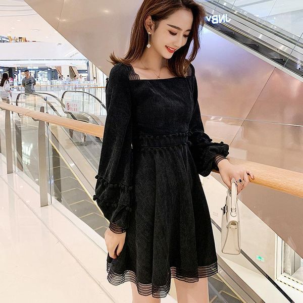casual dresses autumn temperament square collar red / black female dress corduroy slim fashion high street long sleeve evening party, Black;gray
casual dresses autumn temperament square collar red / black female dress corduroy slim fashion high street long sleeve evening party, Black;gray