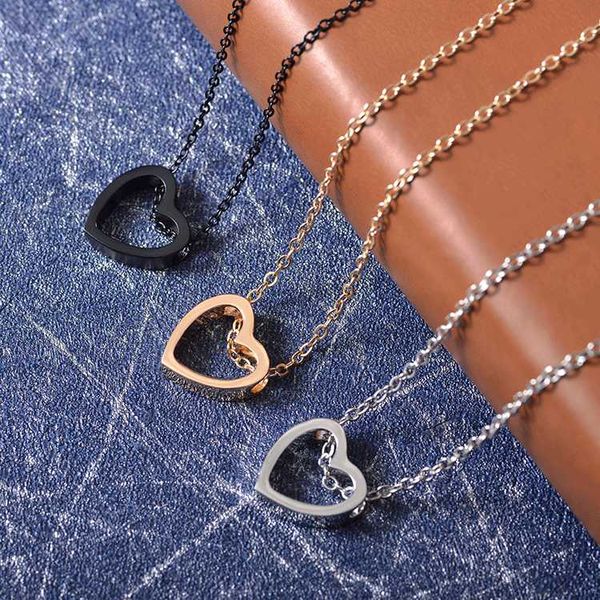style hollow heart love peach heart lovers stainless steel necklace valentine's day jewelry gift, Silver
style hollow heart love peach heart lovers stainless steel necklace valentine's day jewelry gift, Silver