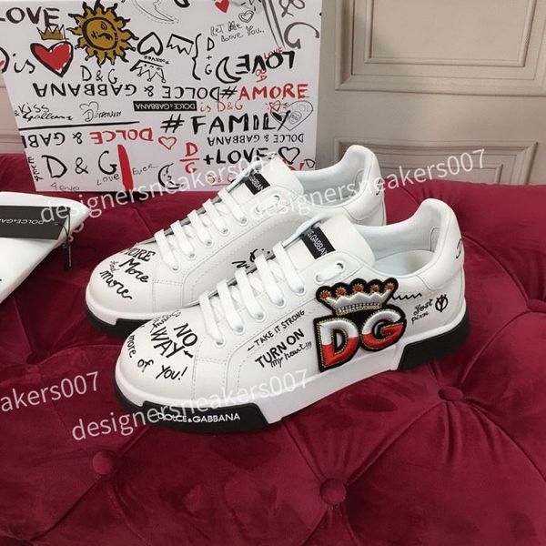 2022 mens womens boots sneakers casual shoes chaussures leather ace embroidery stripes sports trainers fashion luxurys designers loafers, Black
2022 mens womens boots sneakers casual shoes chaussures leather ace embroidery stripes sports trainers fashion luxurys designers loafers, Black