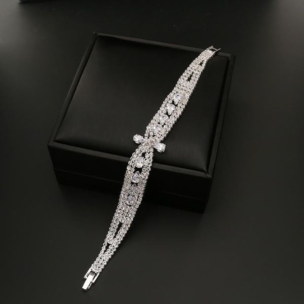 link, chain rhinestone personality creative bridal bracelet fashion trend for women, Black
link, chain rhinestone personality creative bridal bracelet fashion trend for women, Black