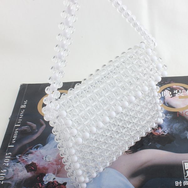 fashion evening bag one shoulder women's handbag in spring and summer of 2021 hand made beaded crystal pearl high grade woven
fashion evening bag one shoulder women's handbag in spring and summer of 2021 hand made beaded crystal pearl high grade woven