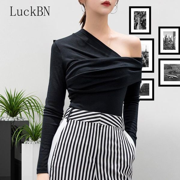 off shoulder asymmetric women's clothing t-shirts female slim long sleeve fashion black tshirt spring autumn tees 2021, White
off shoulder asymmetric women's clothing t-shirts female slim long sleeve fashion black tshirt spring autumn tees 2021, White