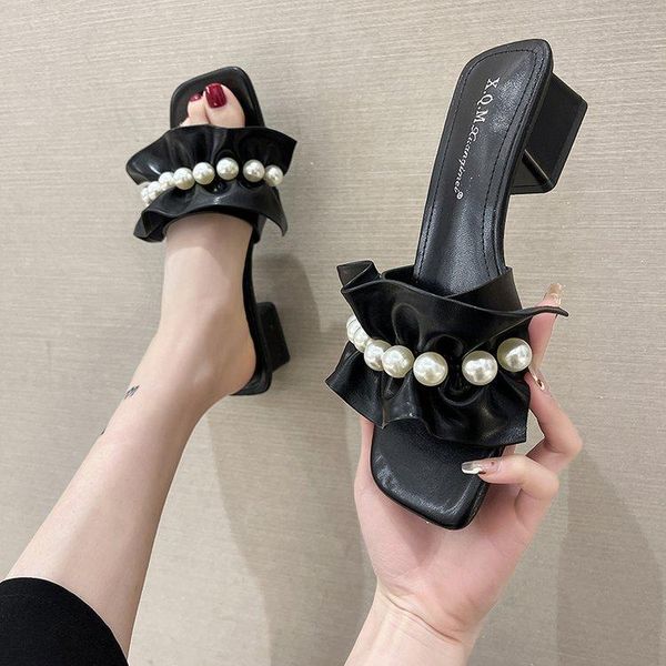 slippers shoes woman 2021 casual string bead low square heel pantofle luxury block fashion pu fabric rome basic hoof heels s, Black
slippers shoes woman 2021 casual string bead low square heel pantofle luxury block fashion pu fabric rome basic hoof heels s, Black