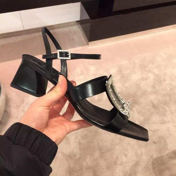 chunky sandalias verano mujer patent leather women sandals casual sandalia feminina euoropean rhinestone summer shoes, Black
chunky sandalias verano mujer patent leather women sandals casual sandalia feminina euoropean rhinestone summer shoes, Black