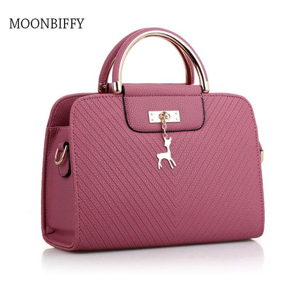 duffel bags summer 2021 women wholesale sales pu deer twill hoop handbag fashion ladies shoulder messenger bag
duffel bags summer 2021 women wholesale sales pu deer twill hoop handbag fashion ladies shoulder messenger bag